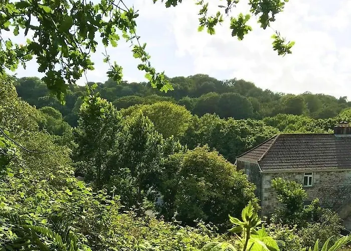 Cosy Retreat In Beautiful Cornwall
